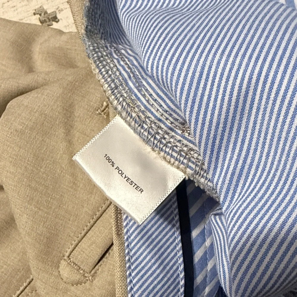 Peter Millar Beige Flat Front Shorts Size 36
